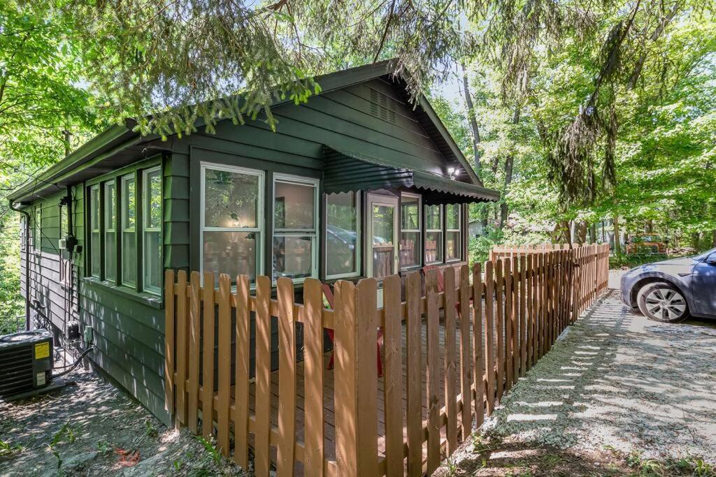 Black Cabin Getaway In Woods I Valpo Valparaiso Esterno foto